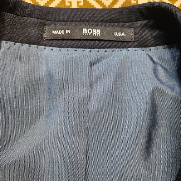 HUGO BOSS Pasolini Movie US Mens Blazer SZ 44R Navy 100% Virgin Wool Coat Preppy - Picture 4 of 16